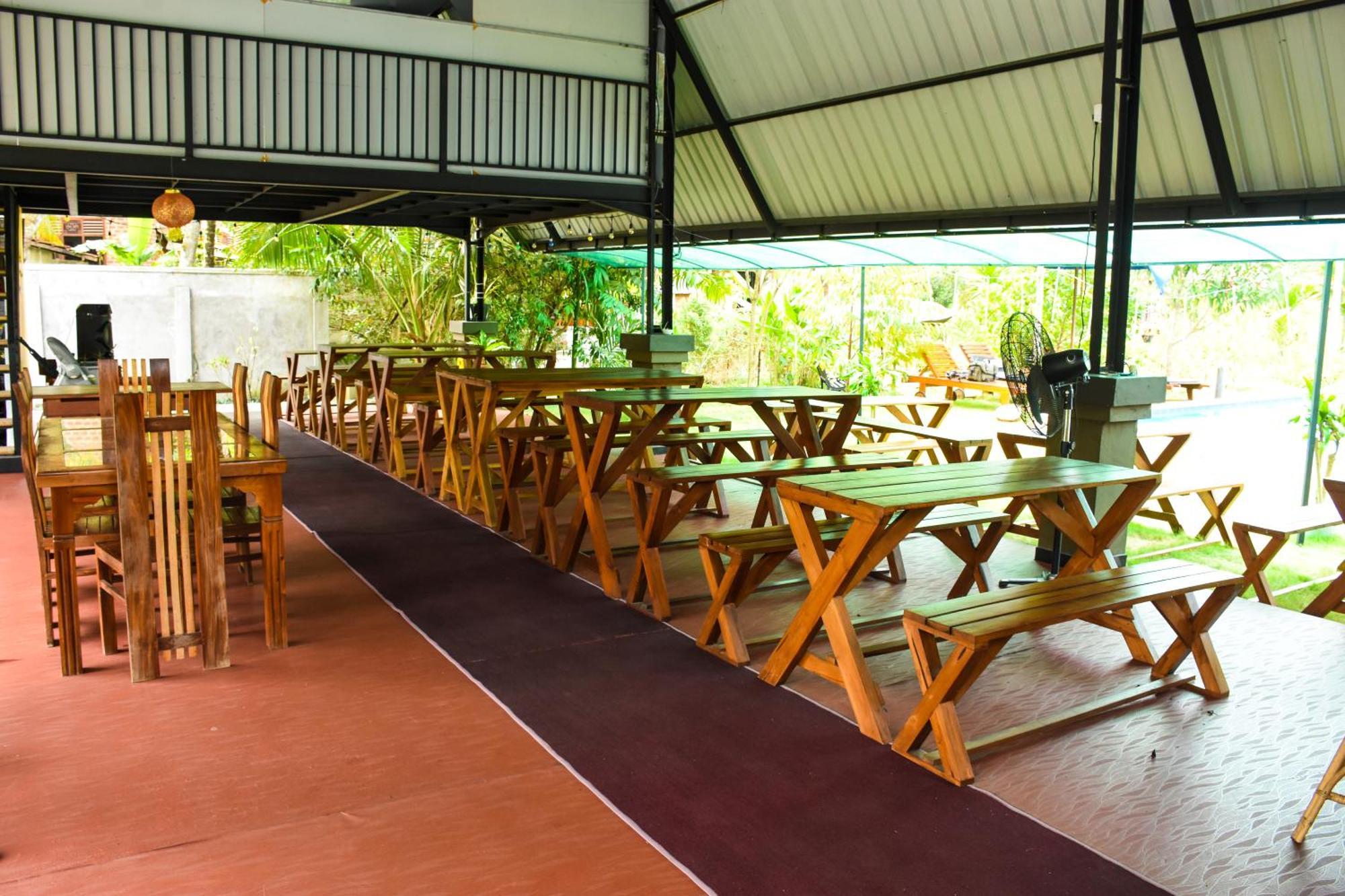 Steps Garden Resort Негомбо Екстериор снимка