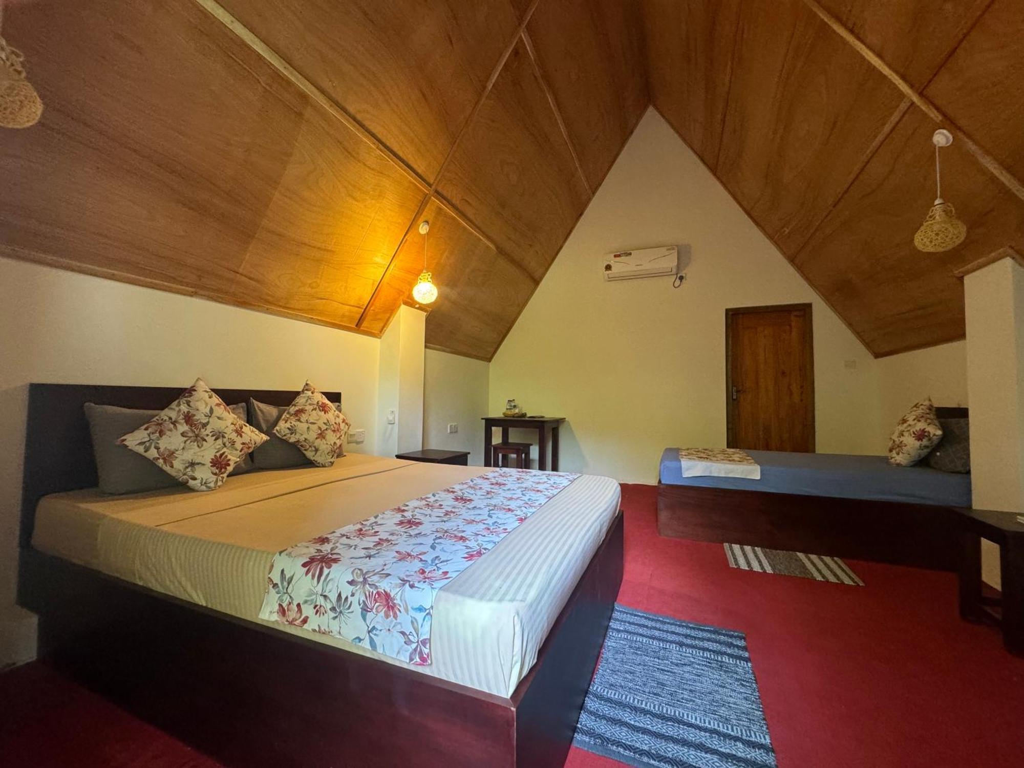 Steps Garden Resort Негомбо Екстериор снимка